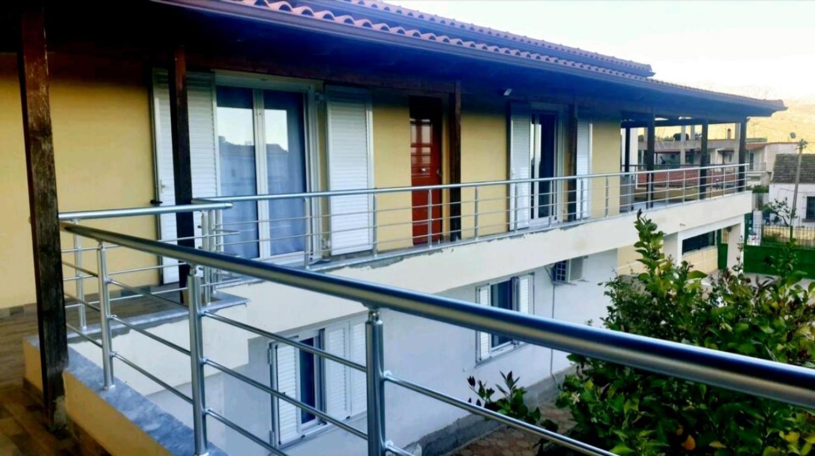 Philoxenia Guest House Хімара Екстер'єр фото
